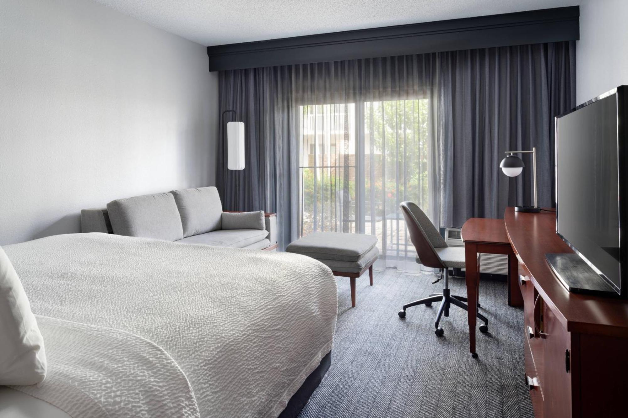 Courtyard By Marriott וסט פאלם ביץ' מראה חיצוני תמונה