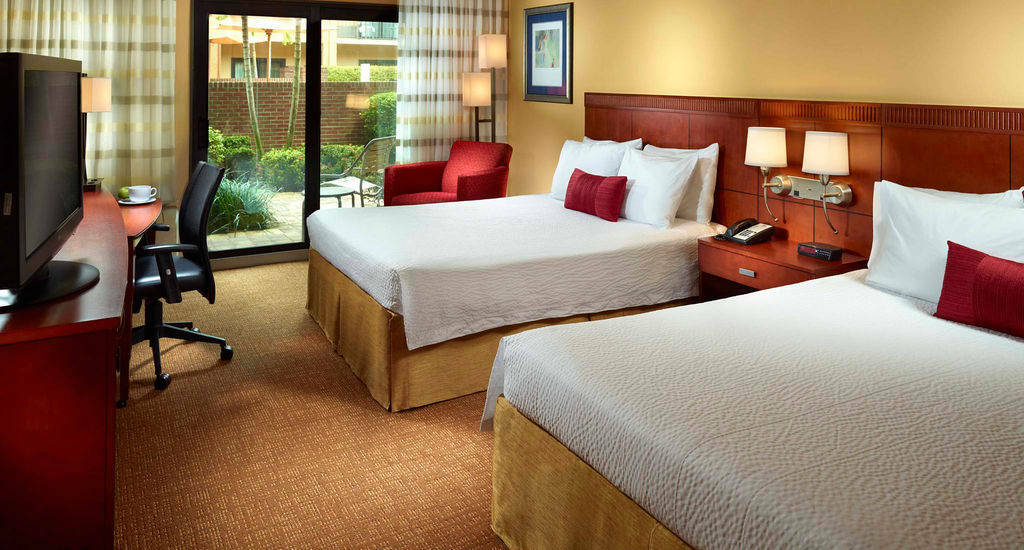 Courtyard By Marriott וסט פאלם ביץ' מראה חיצוני תמונה